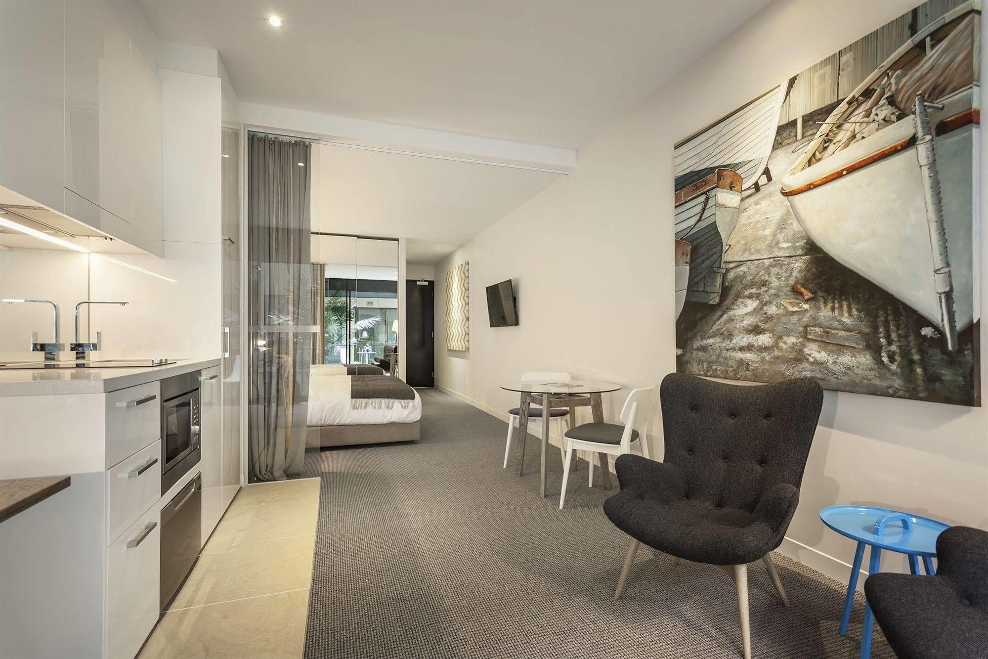 Quest Frankston On The Bay Aparthotel Екстериор снимка
